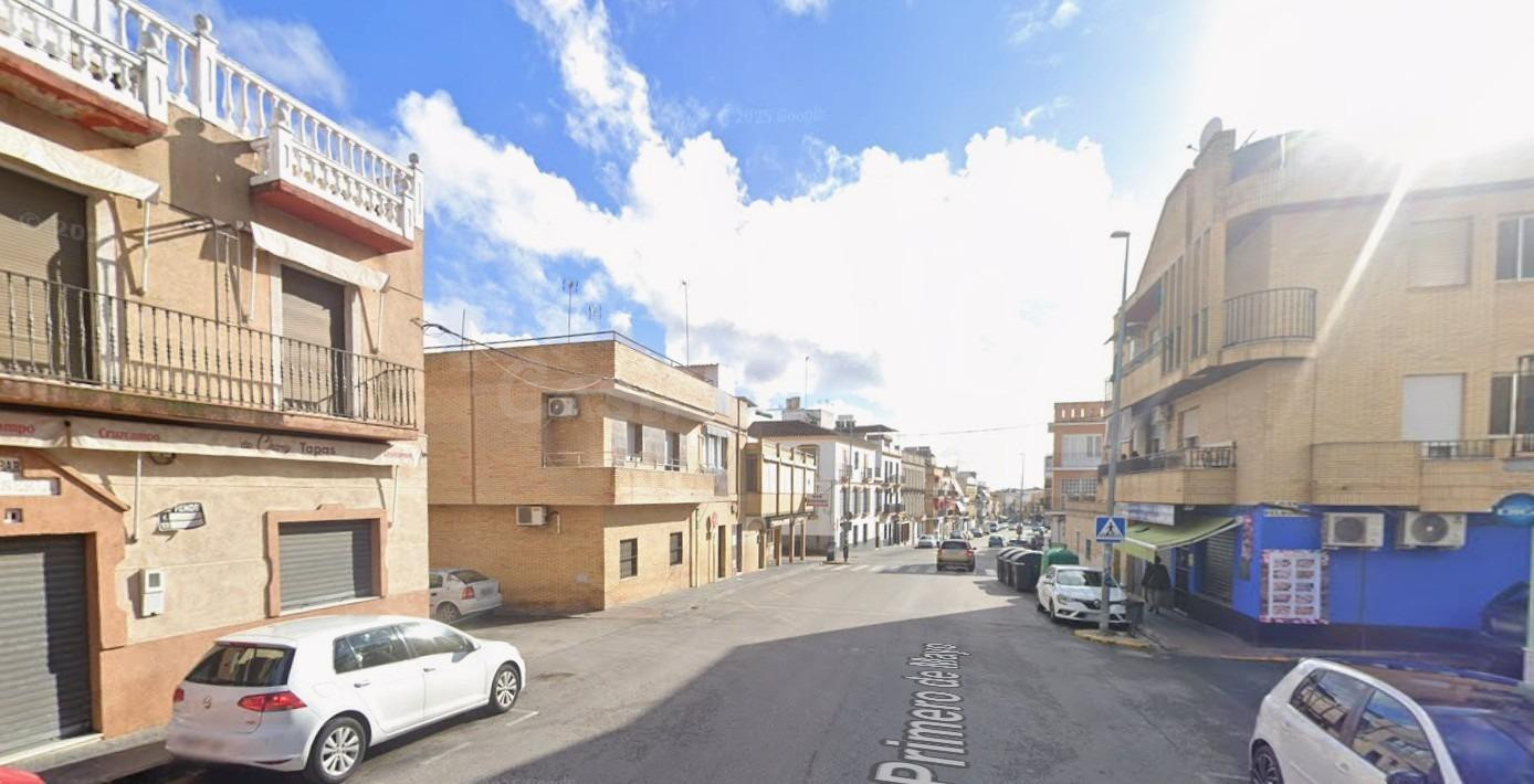 PISO EN CORIA DEL RIO