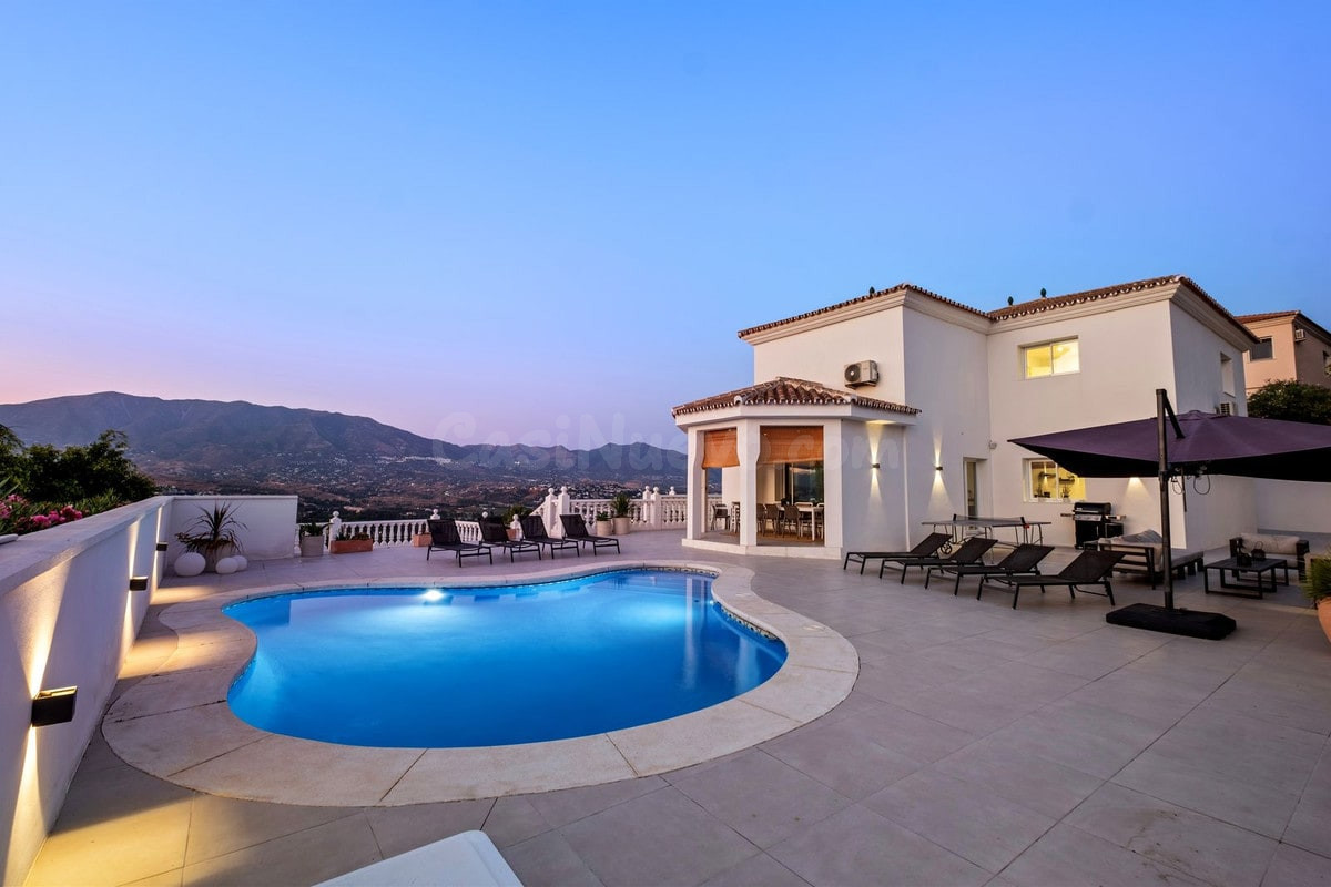 Chalet 6 habitaciones 282m² en venta - Riviera del sol