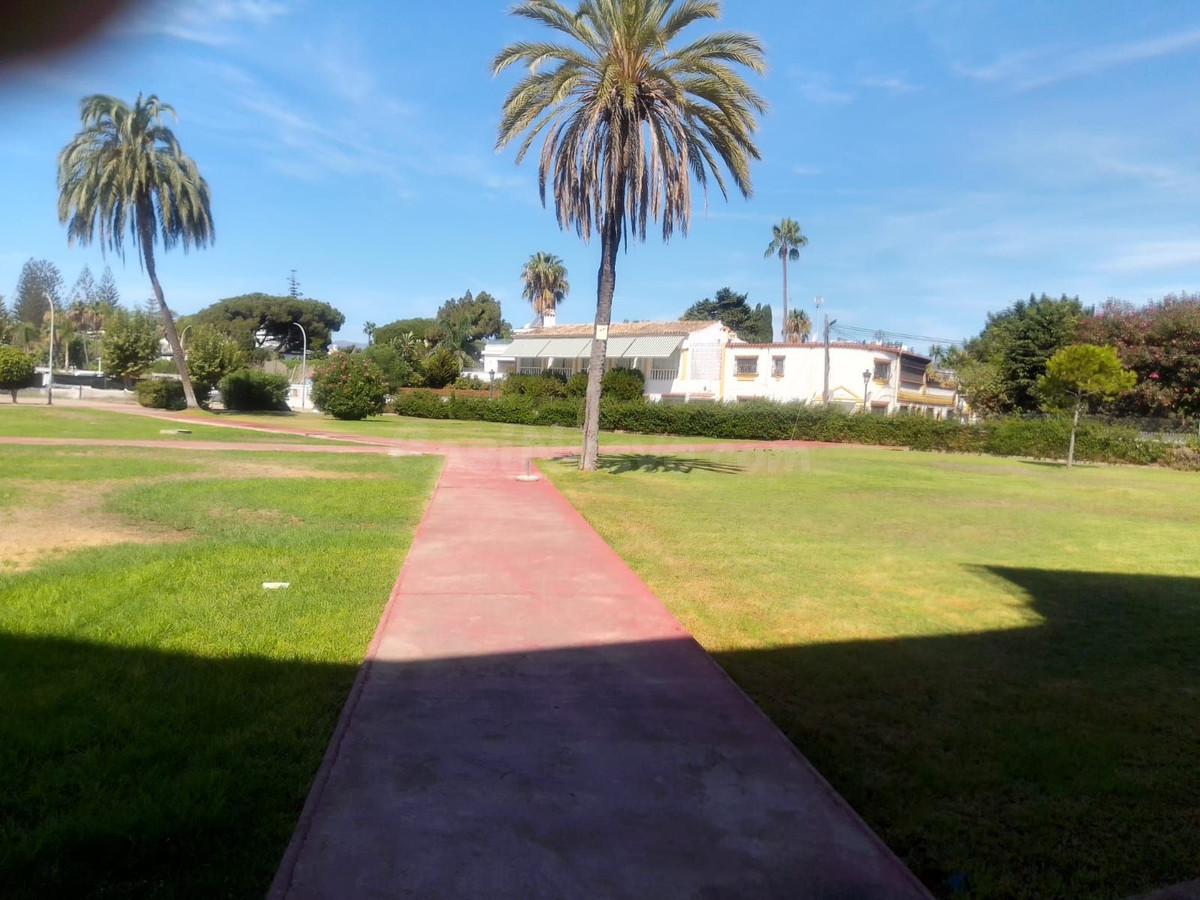 Local comercial 2 habitaciones 57m² en venta - Marbella