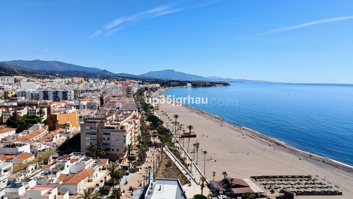 Chalet 5 habitaciones 344m² en venta - Costa Del Sol