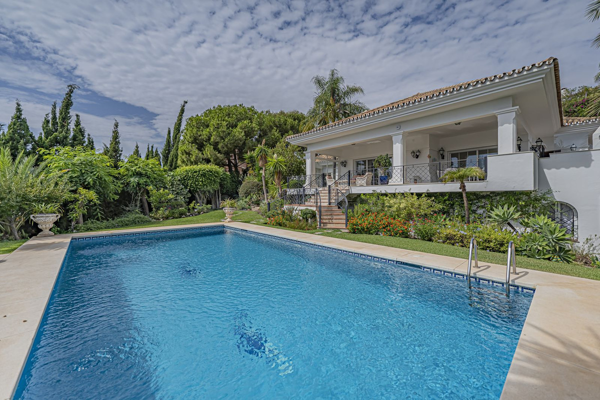 Chalet 4 habitaciones 384m² en venta - Paraiso-Barronal
