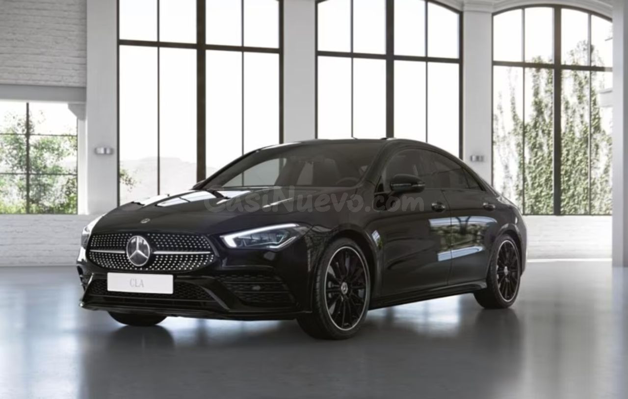 Mercedes CLA Deportivo  Automático de 4 Puertas