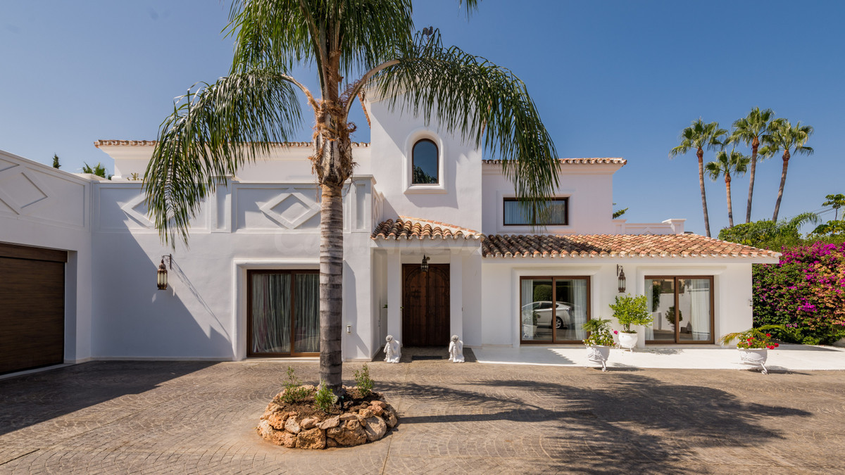 Chalet 5 habitaciones 292m² en venta - Costa Del Sol