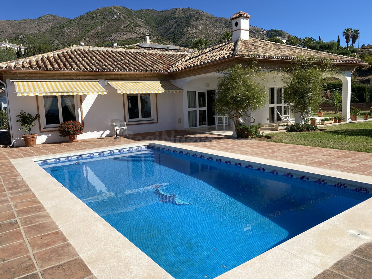 Chalet 4 habitaciones 246m² en venta - Riviera del sol