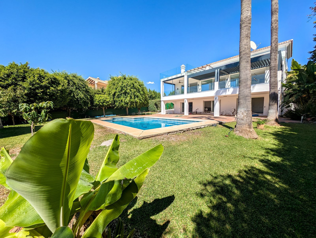 Chalet 5 habitaciones 583m² en venta - Marbella