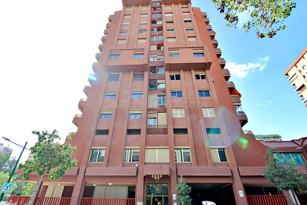 Apartamento 3 habitaciones 190m² en venta - La Aurora - Avda Andalucia