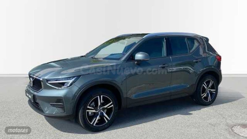 Volvo XC40 nuevo en Noáin con techo panorámico