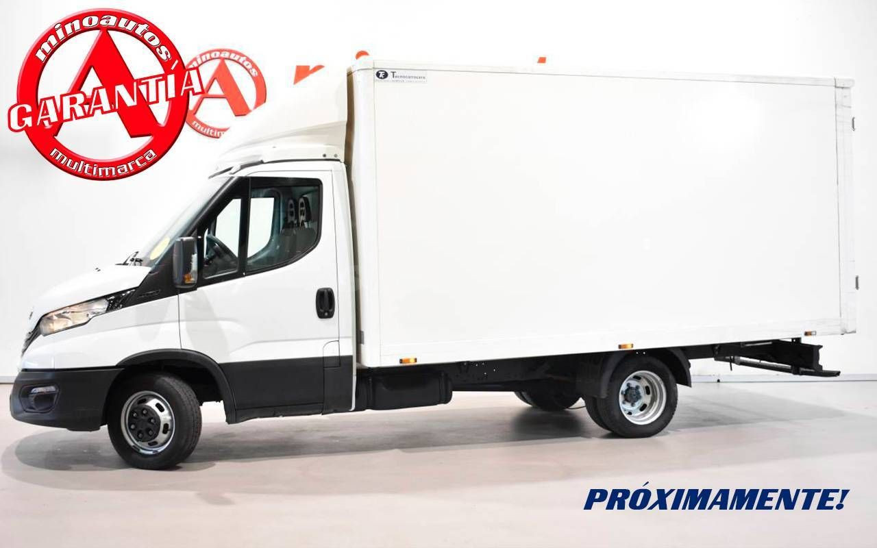 Iveco Daily CHASIS CABINA DOBLE RUEDA CARROZADO PAQUETERO CAMIÓN 35C 16H 3750 2.3D 156 CV