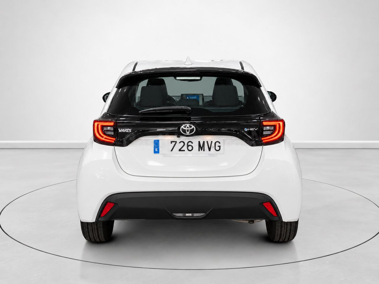 Toyota Yaris 120H Style 85 kW (116 CV) - foto 4