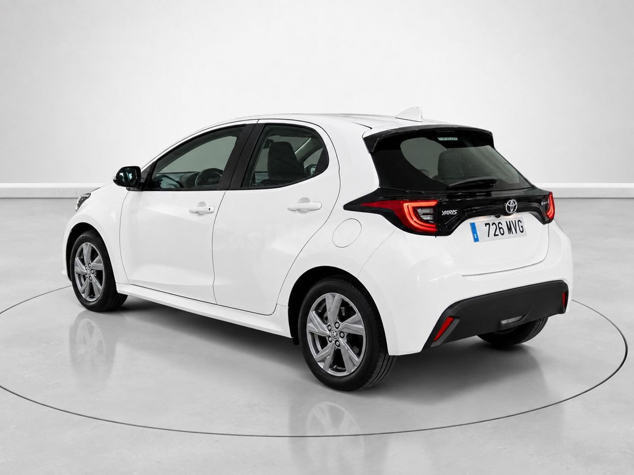 Toyota Yaris 120H Style 85 kW (116 CV) - foto 5