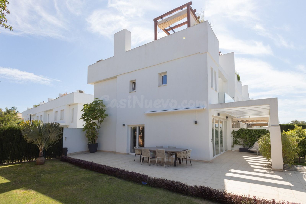 Adosado 4 habitaciones 264m² en venta - Riviera del sol