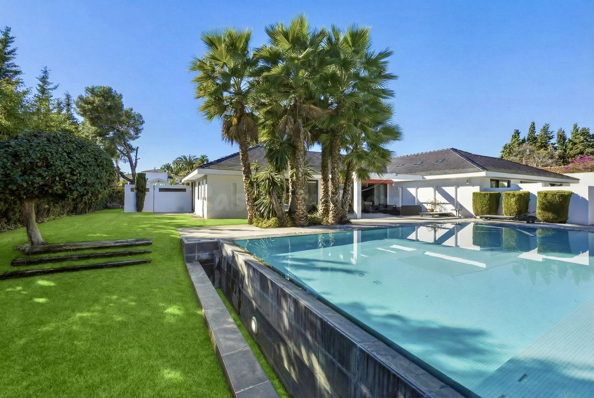 Chalet 6 habitaciones 543m² en venta - Marbella