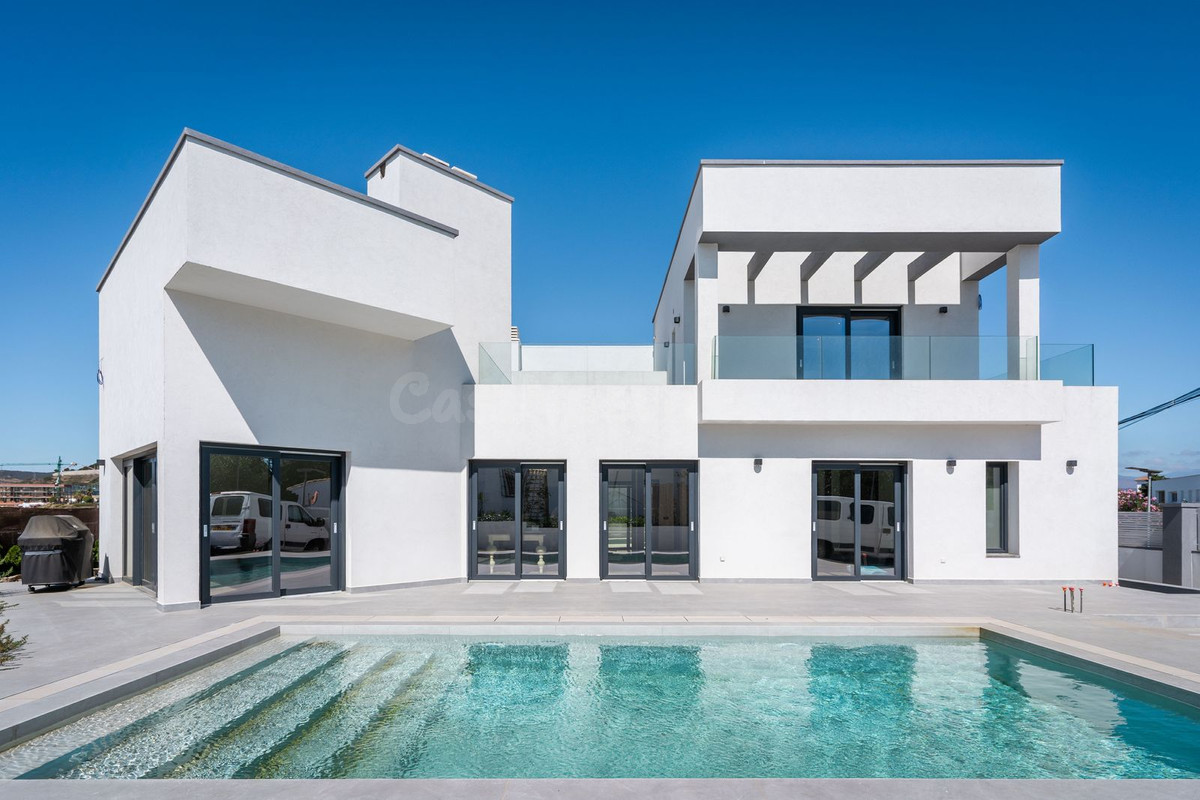 Chalet 3 habitaciones 260m² en venta - Costa Del Sol