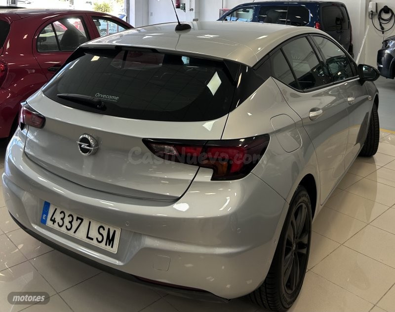 Opel Astra - foto 4