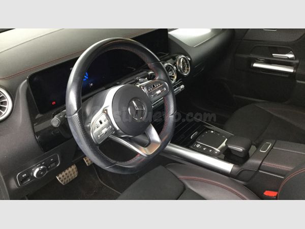 Mercedes Benz EQA - foto 3