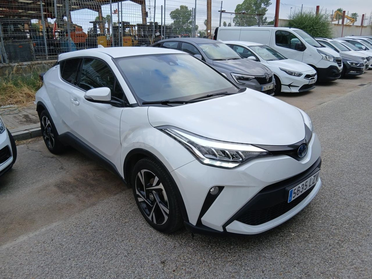 Toyota C-HR Híbrido 125 CV Vitoria-Gasteiz - foto 4