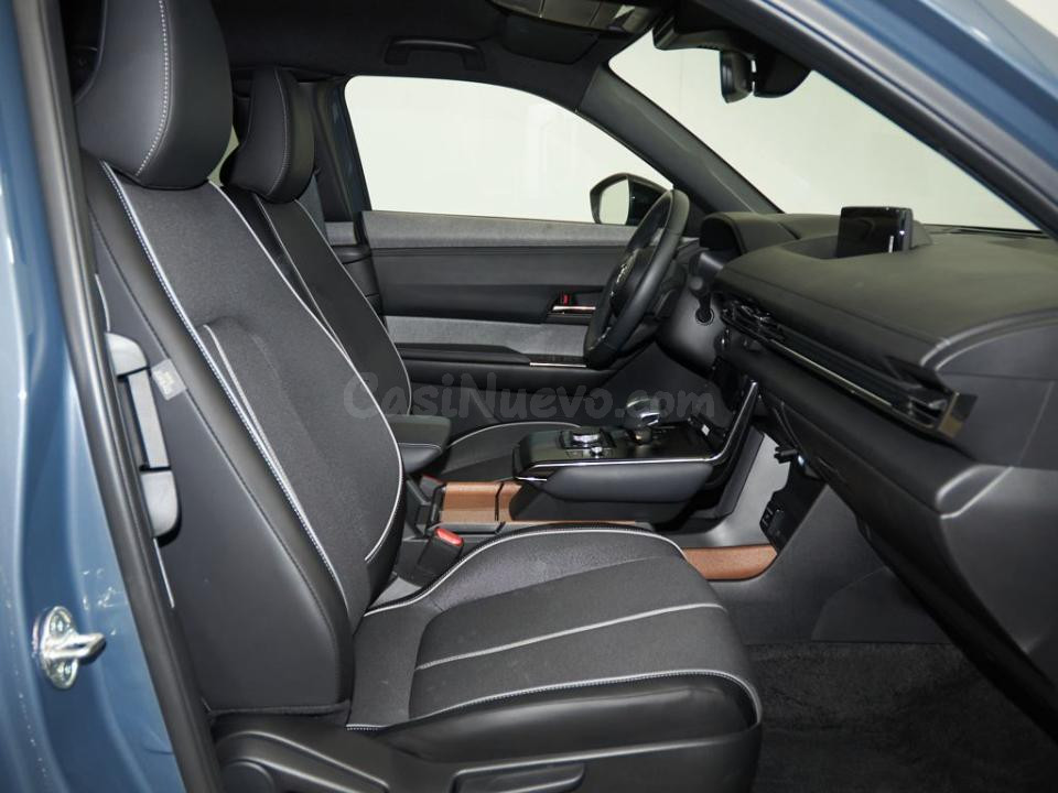 Mazda MX-30 - foto 4