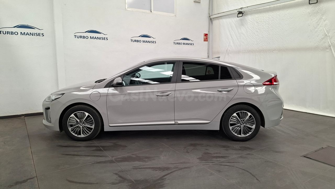 Hyundai IONIQ 1.6 GDI PHEV Klass DCT - foto 2