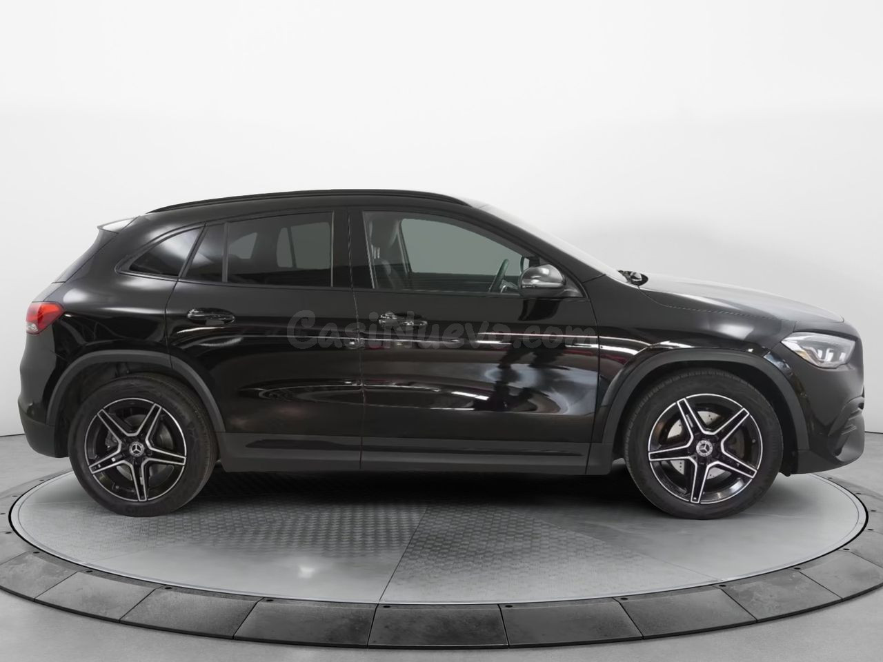 Mercedes GLA AMG Line - foto 2