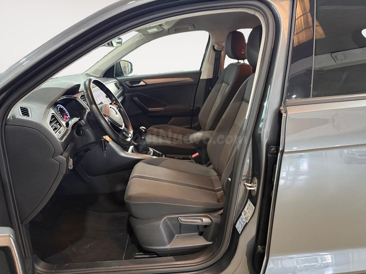 Volkswagen T-Roc Advance 1.6 TDI 85kW (115CV) - foto 3