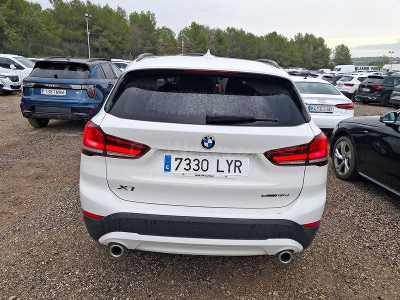 BMW X1 sDrive18d (2022) - foto 5