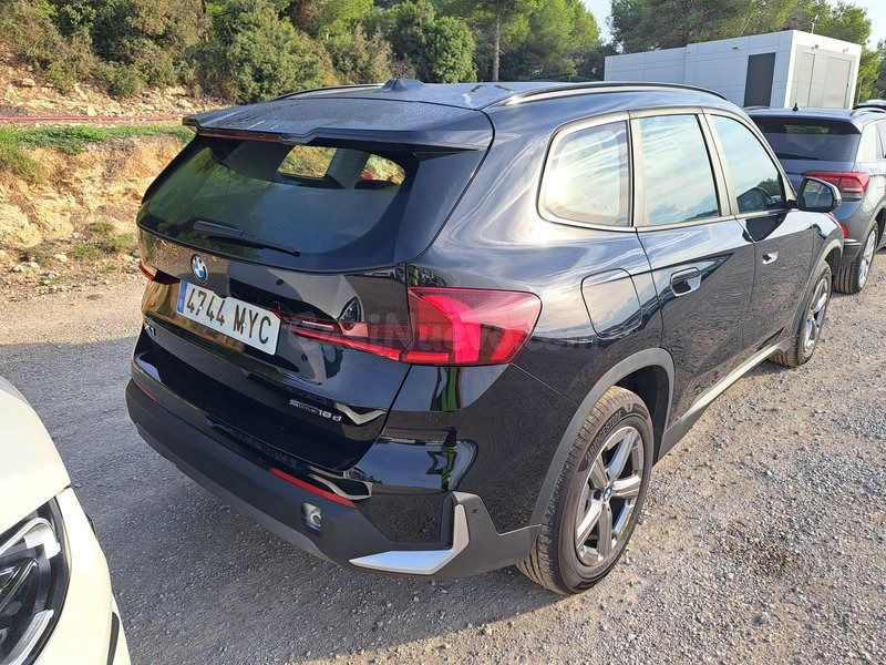BMW X1 sDrive18d (2025) - foto 4