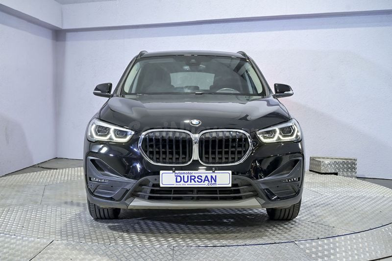 BMW X1 sDrive18d (2022) - foto 2