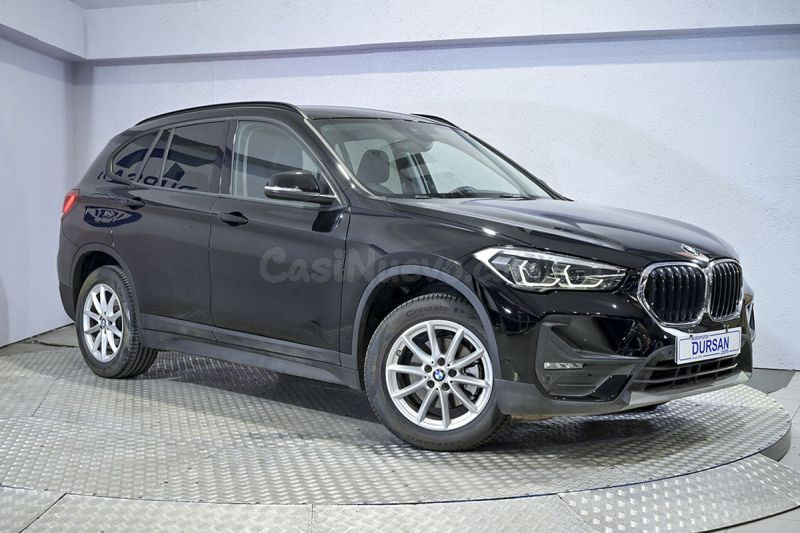 BMW X1 sDrive18d (2022) - foto 3