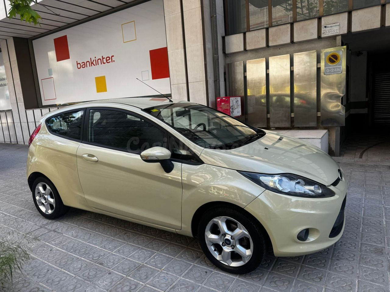 Ford Fiesta 1.4 TDCi Ambiente - foto 3