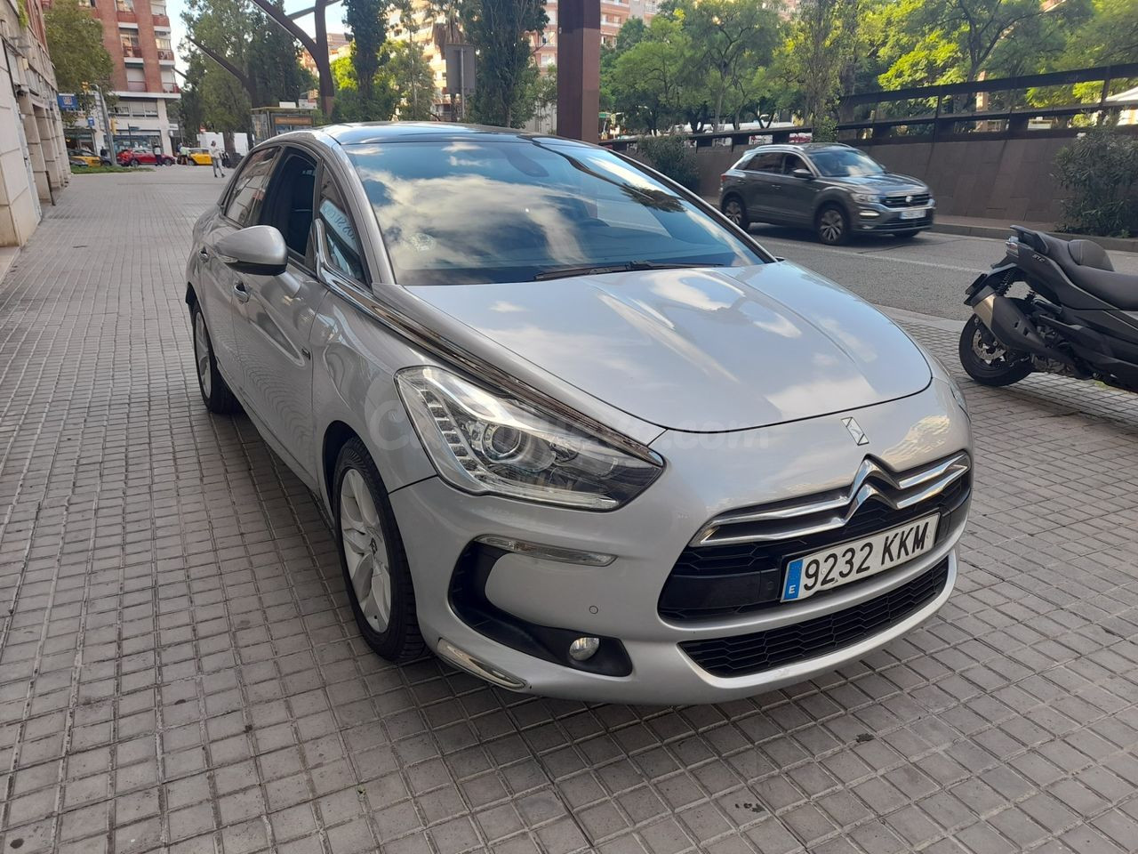 Citroën DS5 Hybrid4 Airdream Design - foto 3