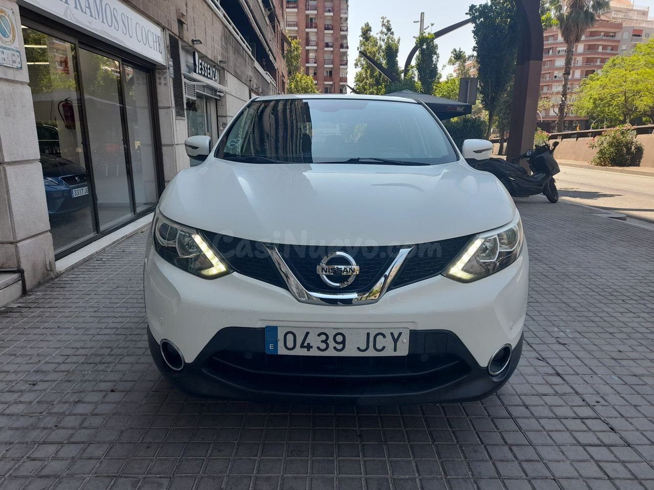 Nissan Qashqai 4x2 dCi 81 kW - foto 2