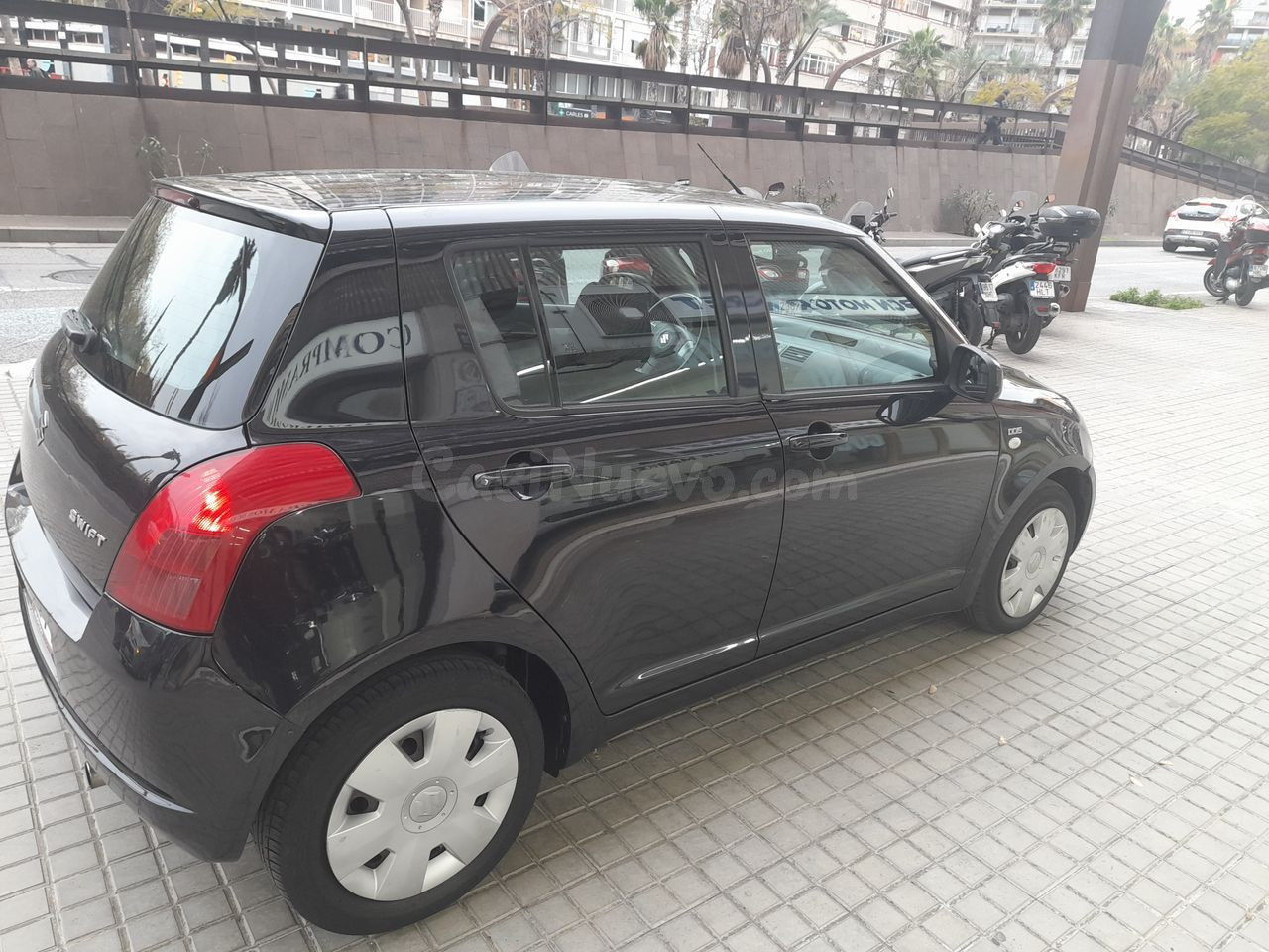 Suzuki Swift 1.3 DDIS GL 5p - foto 3
