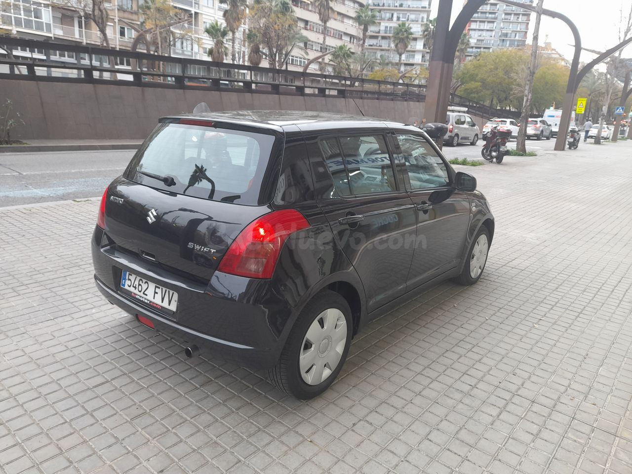 Suzuki Swift 1.3 DDIS GL 5p - foto 4