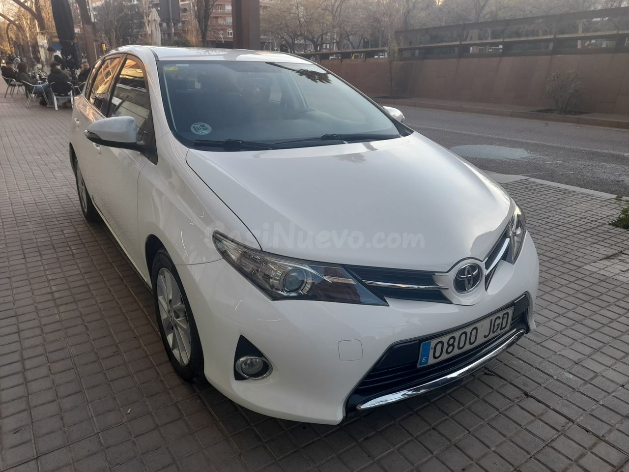 Toyota Auris 1.4 90D BUSINESS - foto 3