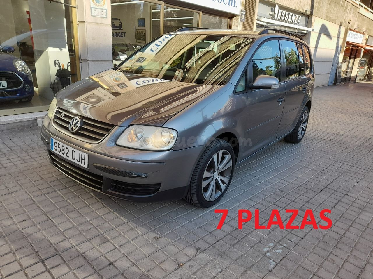 Volkswagen Touran VOLKSWAGEN Touran 1.9 TDI 105 Edition