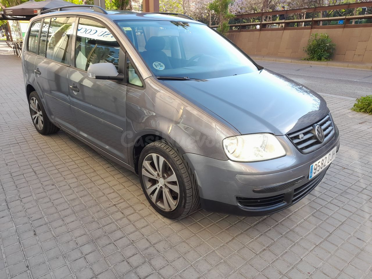 Volkswagen Touran VOLKSWAGEN Touran 1.9 TDI 105 Edition - foto 3
