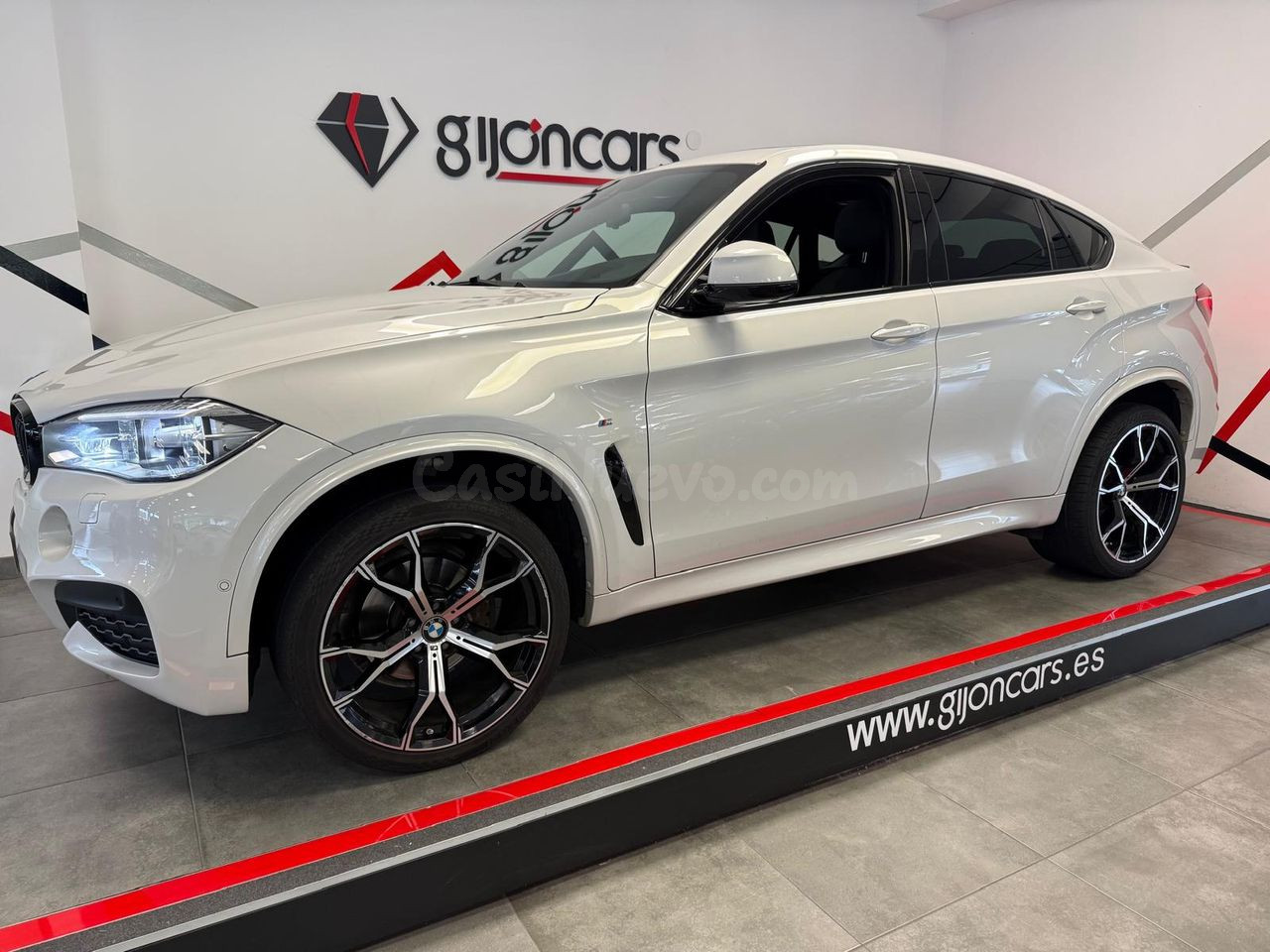 BMW X6 xDrive30d - foto 3