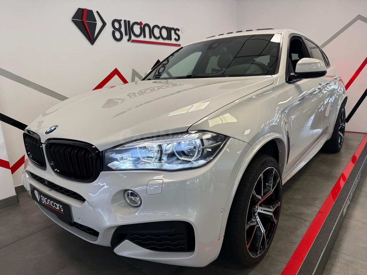 BMW X6 xDrive30d - foto 5