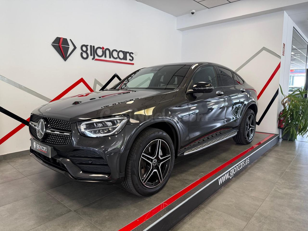 Mercedes GLC GLC 300 de 4MATIC - foto 3
