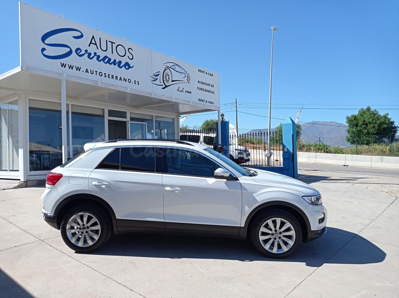 Volkswagen T-Roc 1.5 TSI ADVANCE DSG7 - foto 2