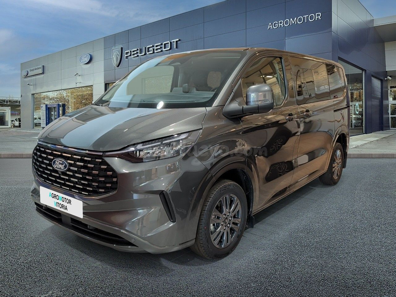 Ford Tourneo Custom 2.0 EcoBlue 125kW L1 Titanium Auto