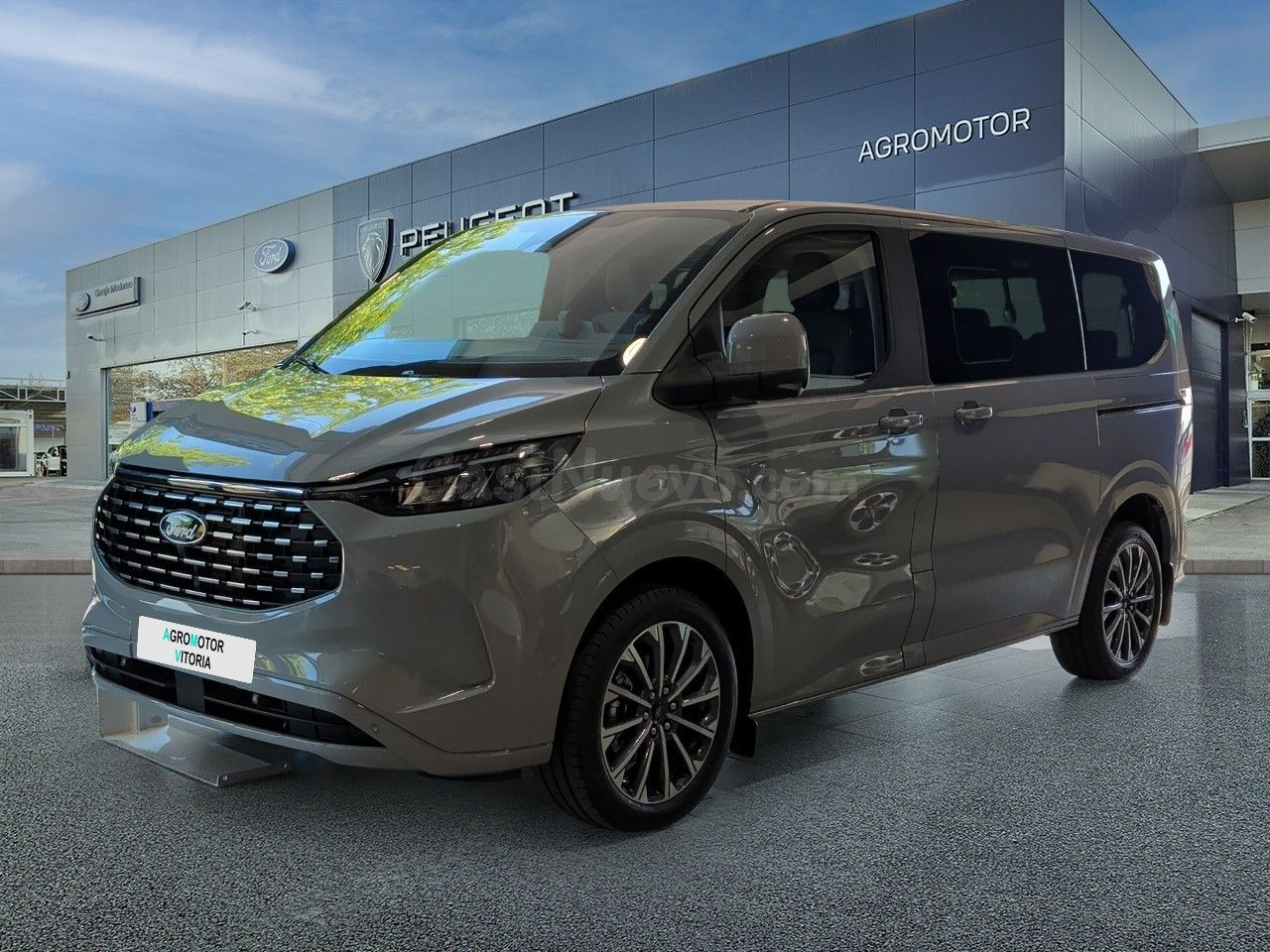 Ford Tourneo Custom 2.5 Duratec PHEV 171 L1 Titanium X eCVT