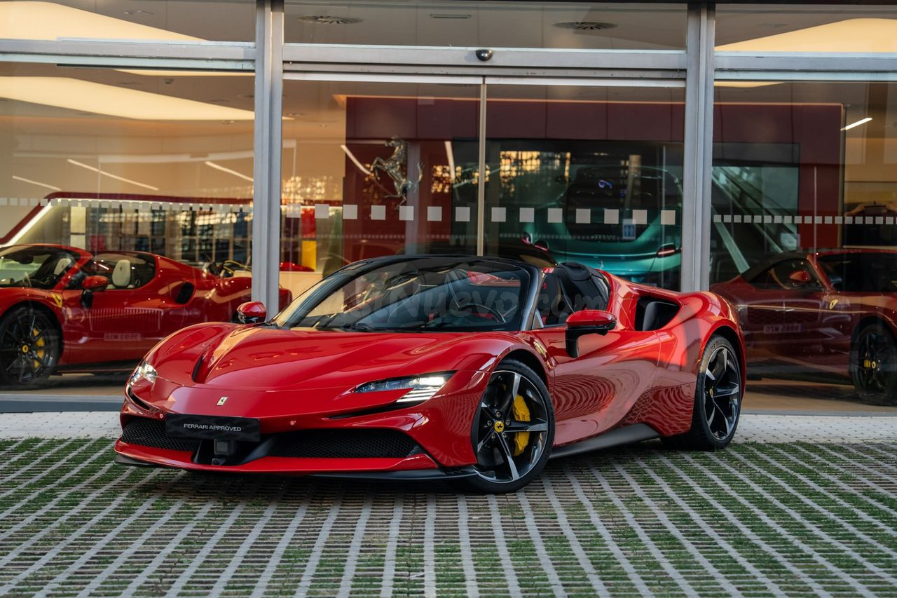 Ferrari SF90 4.0 V8 T Spider