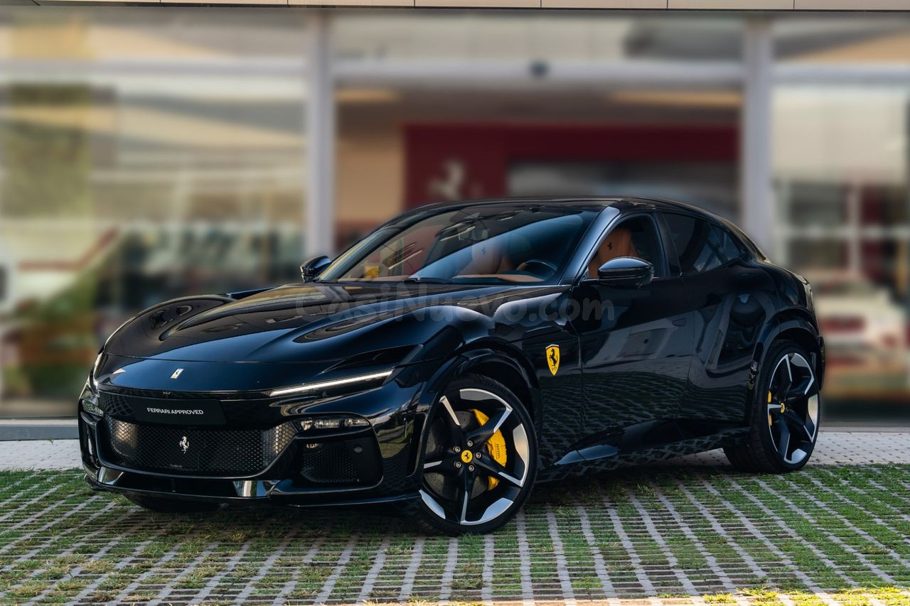 Ferrari Purosangue 6.5 V12 4WD