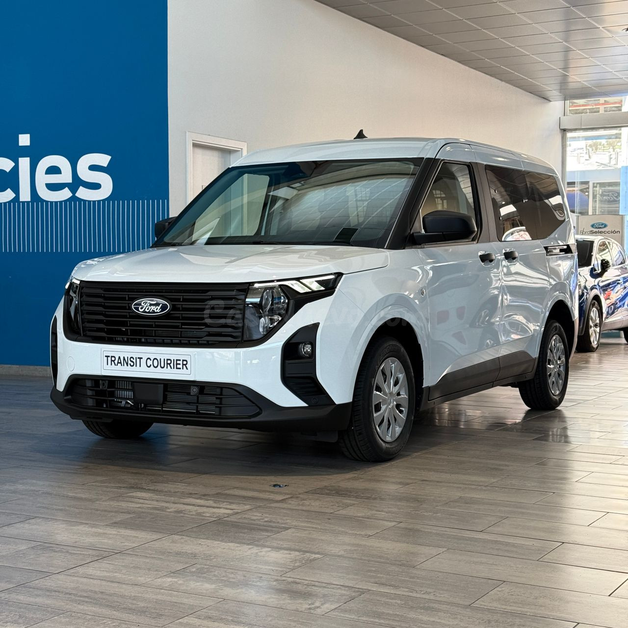 Ford Transit Courier KOMBI TREND 1.0 TDCI 100cv ECOBLUE
