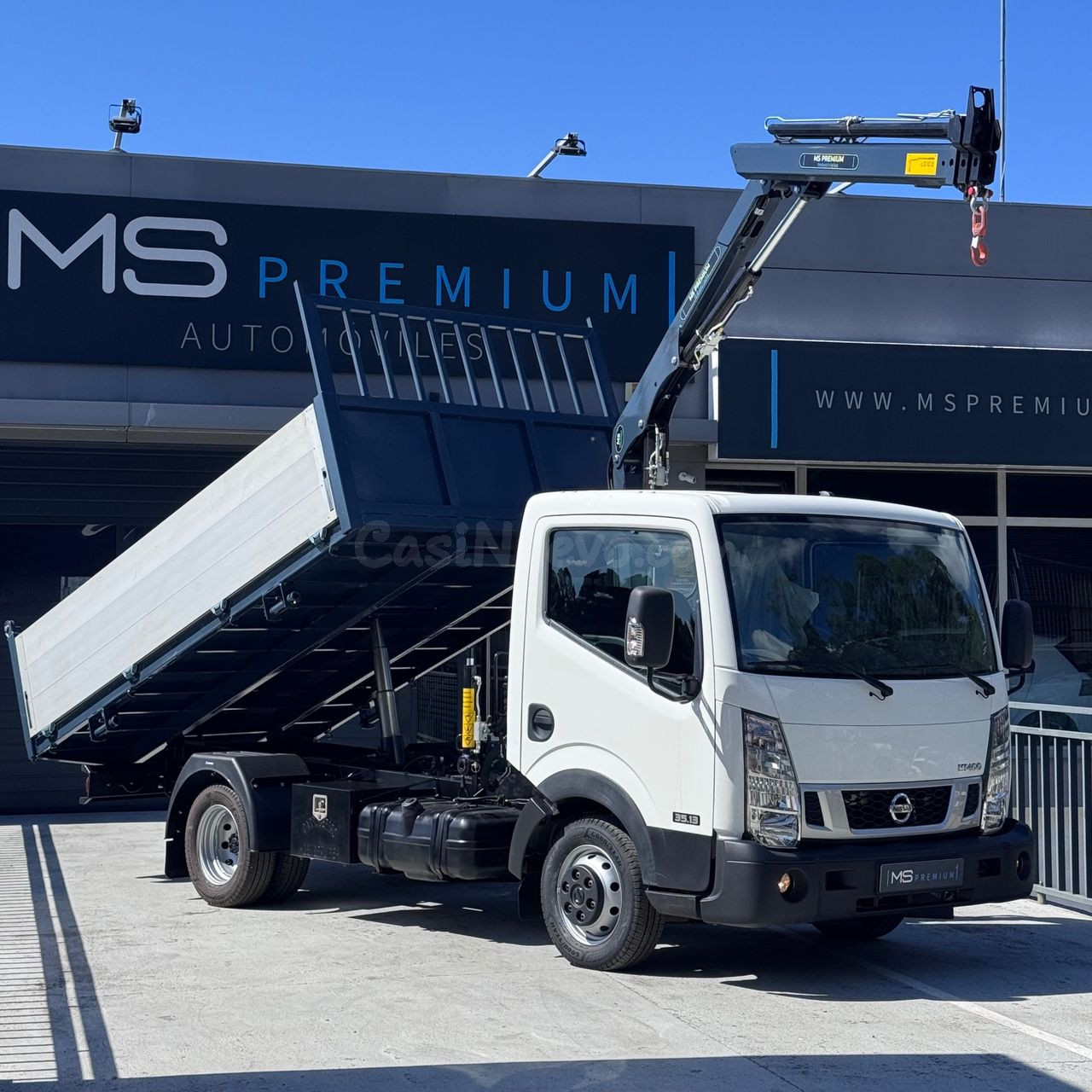 Nissan NT400 Cabstar GRUA Y VOLQUETE | NACIONAL | BALDERAS ALUMINIO