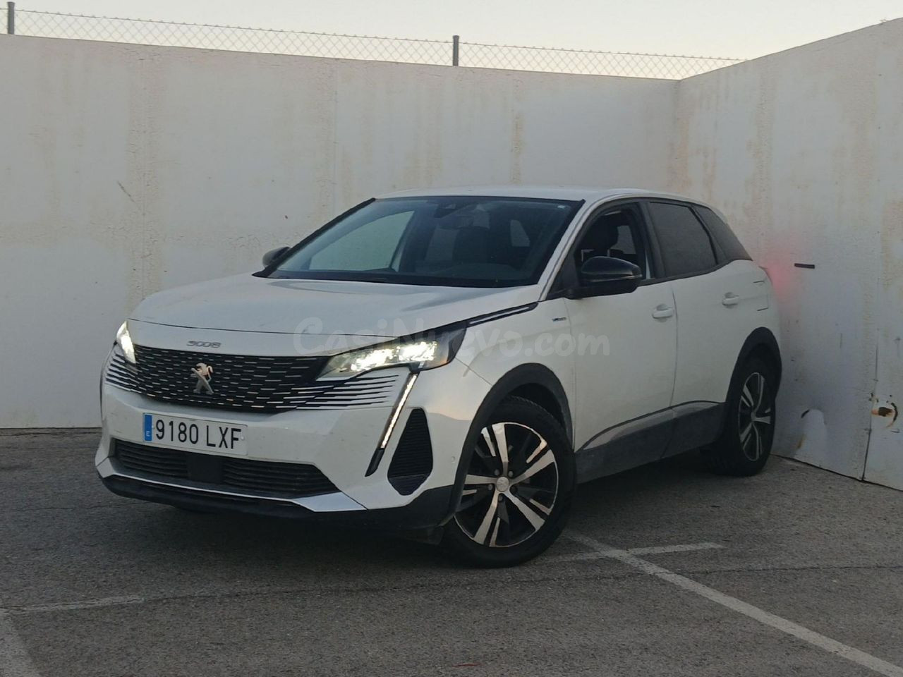 Peugeot 3008 Hybrid 225 e-EAT8 Allure
