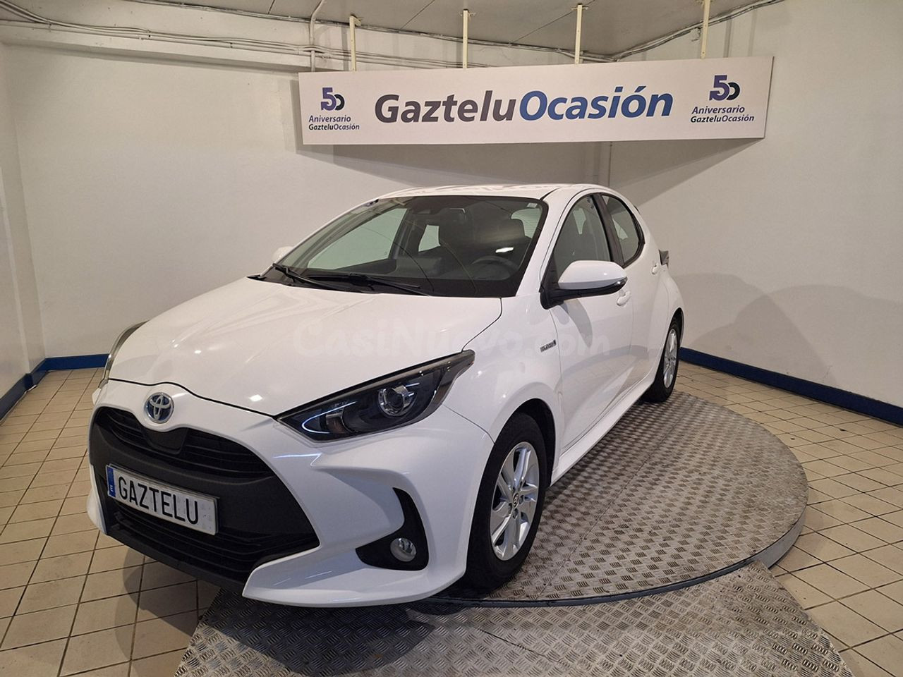 Toyota Yaris 1.5 120H Business Plus