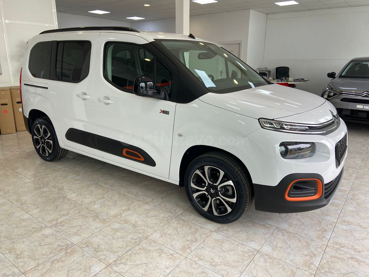 Citroën Berlingo Talla M BlueHDi 130 S&S EAT8 Shine - foto 4