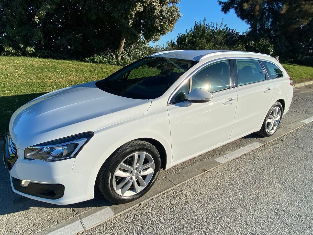 Peugeot 508 SW Active 1.6 BlueHDi 120 EAT6 - foto 4